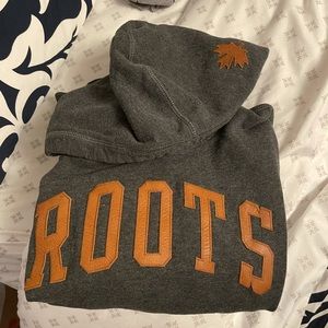 Roots women’s gray sweatshirt size XS